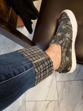 Load image into Gallery viewer, Judy Blue Plaid Cuff Slim Boyfriend Fit Jeans