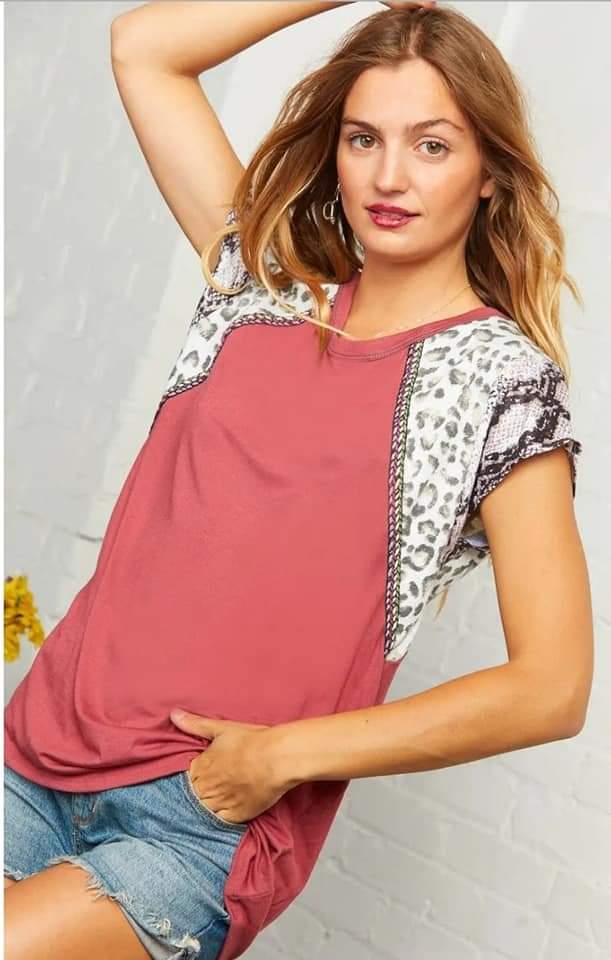 Catch you Later pink Leopard Contrast Tee