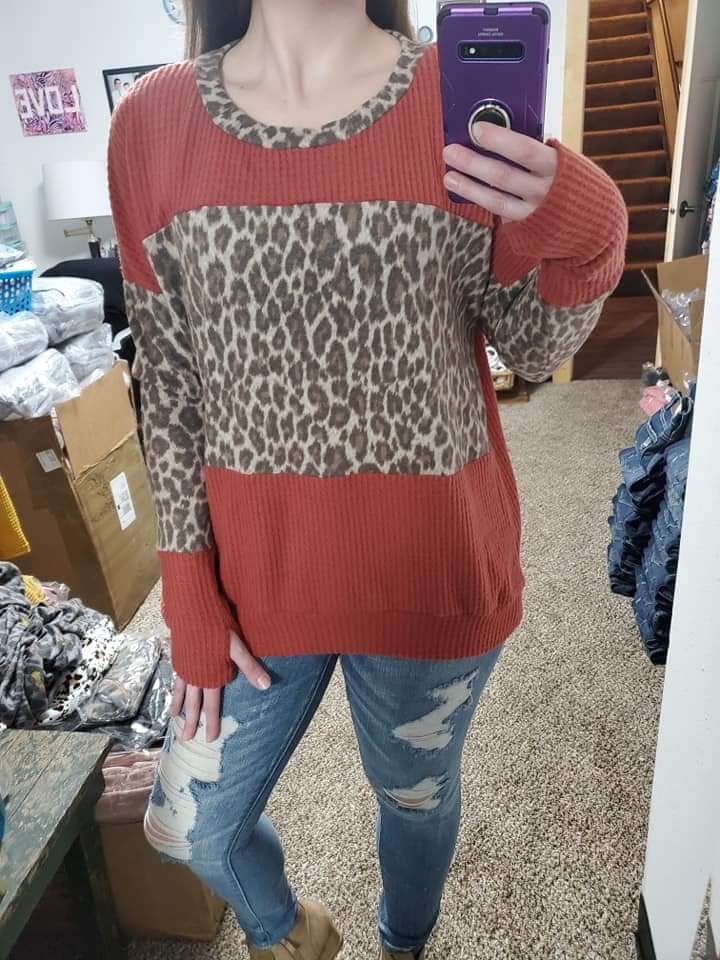 Ultra Soft Rust Leopard Colorblock Thumbhole Pullover