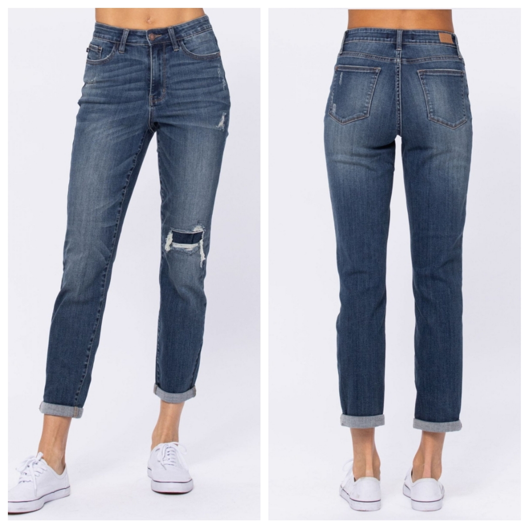Judy Blue Destroy Knee Patch Boyfriend Jeans