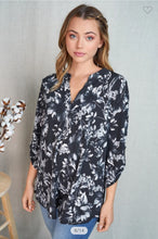 Load image into Gallery viewer, Black White Blossoms Blouse