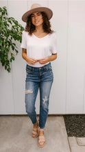 Load image into Gallery viewer, Judy Blue Medium Wash Slim Boyfriend Fit
